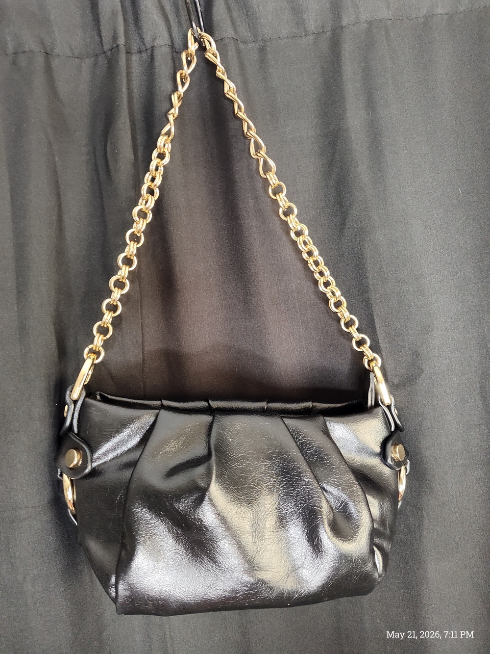 Simply Vera Vera Wang Black Shoulder Bag with Gold Chain